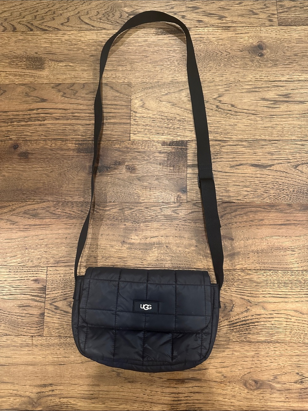 UGG Black Quilted Messenger Crossbody Bag
